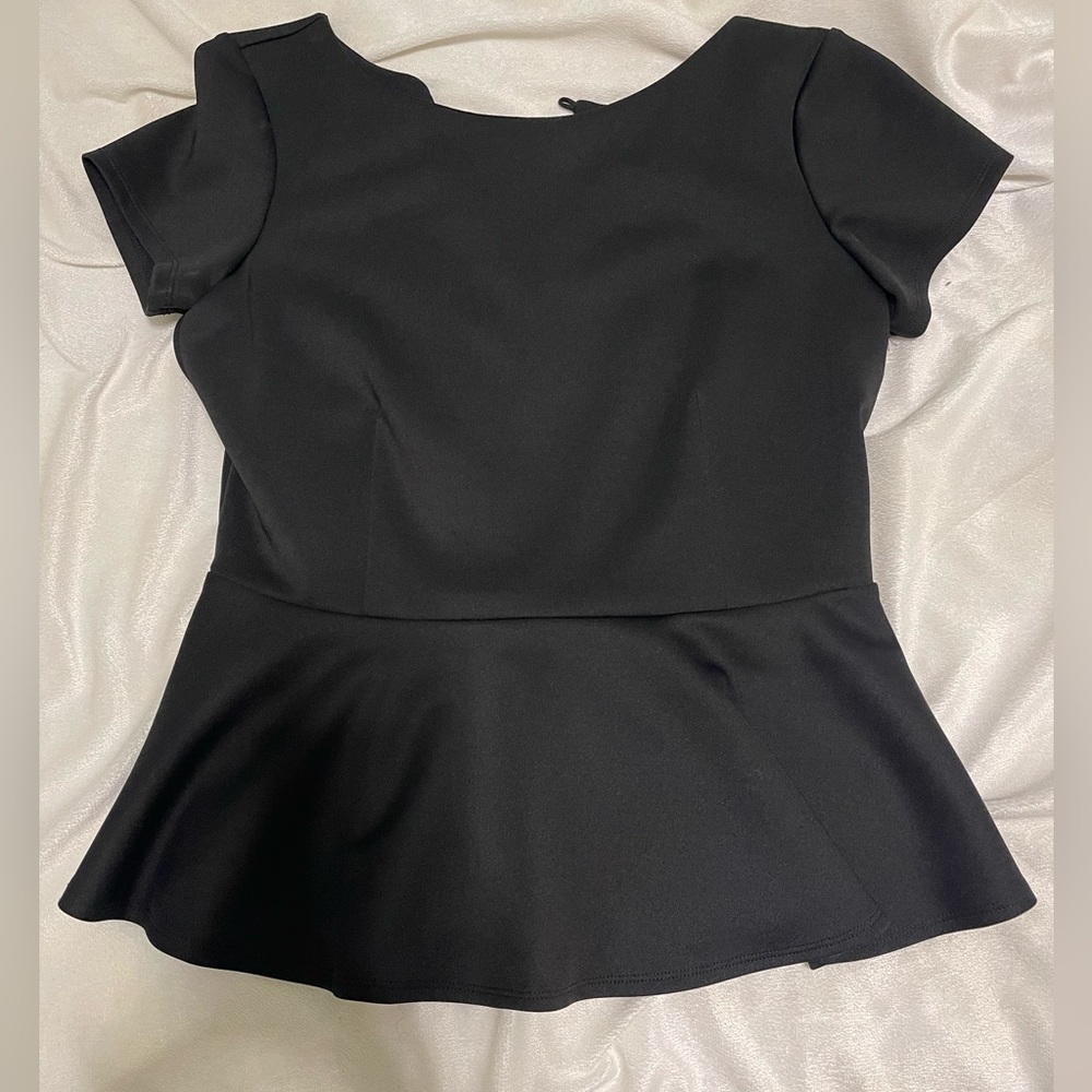 Bisou Bisou Peplum blouse black